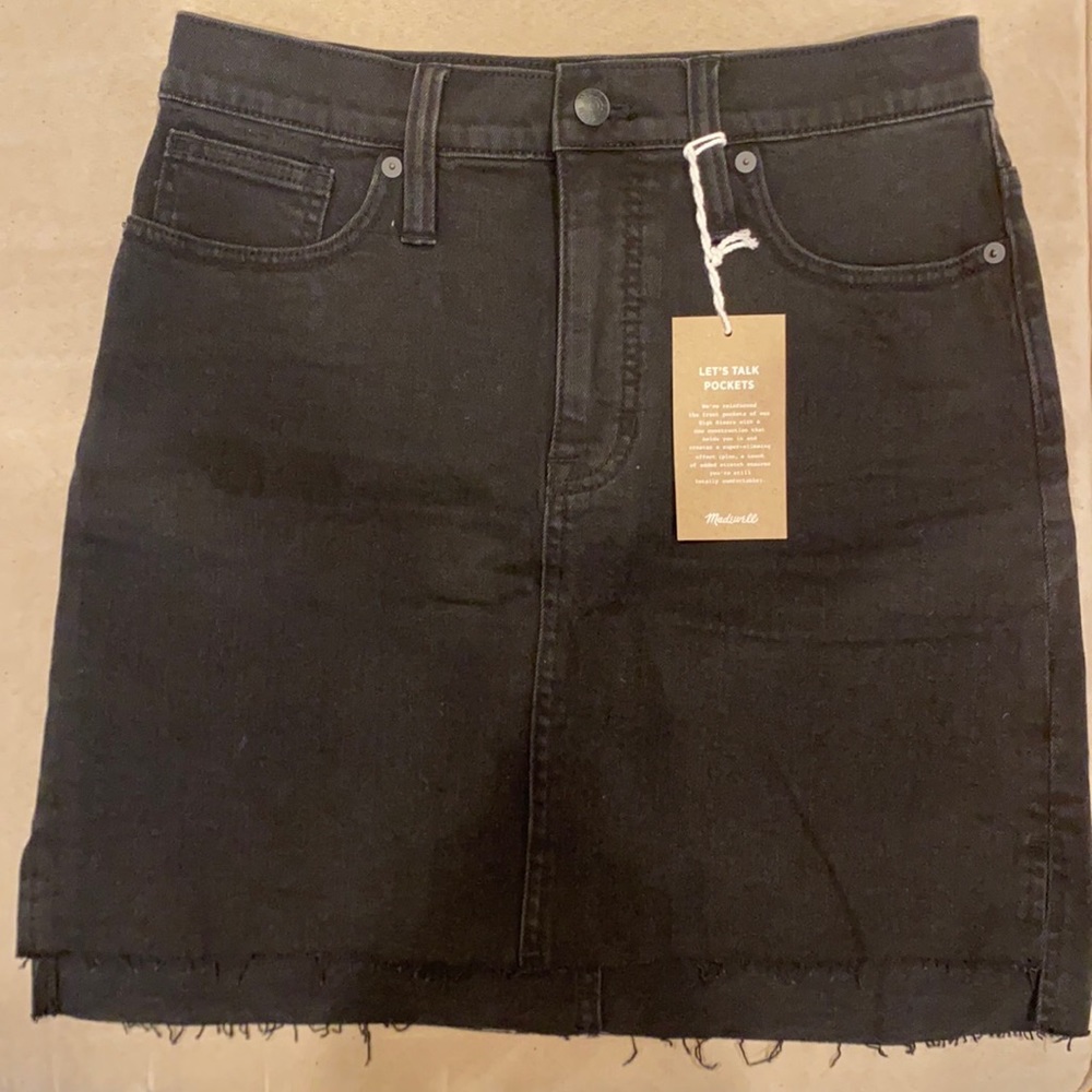 Madewell Black Denim Skirt - Size S. 26" Waist